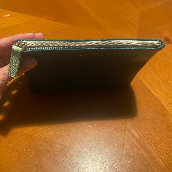 La Mer Cosmetic Bag - Picture 6 of 10